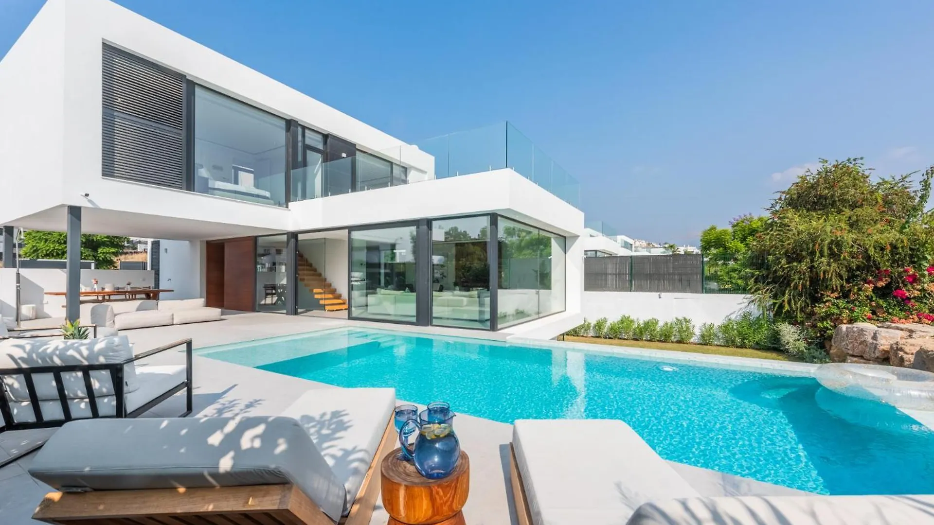 Apartment Extravagant 5 Bdrm Golfer'S Villa With Private Pool Estepona