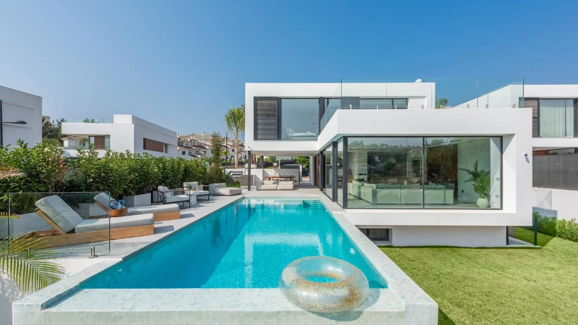Extravagant 5 Bdrm Golfer'S Villa With Private Pool Estepona 0*,  Spain
