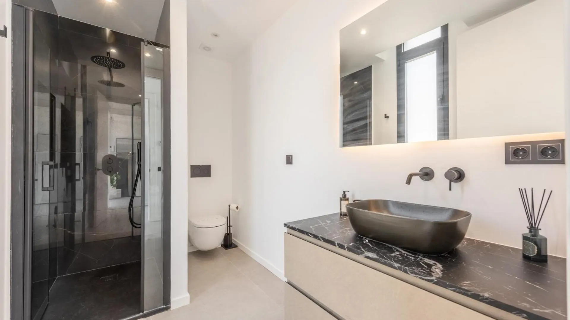 Extravagant 5 Bdrm Golfer'S Villa With Private Pool Estepona